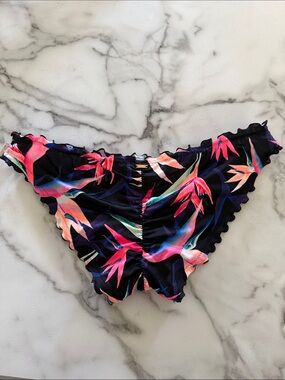 PINK NWT Bikini Bottoms in Black and Pink Size L - CLOSET CLEAN OUT